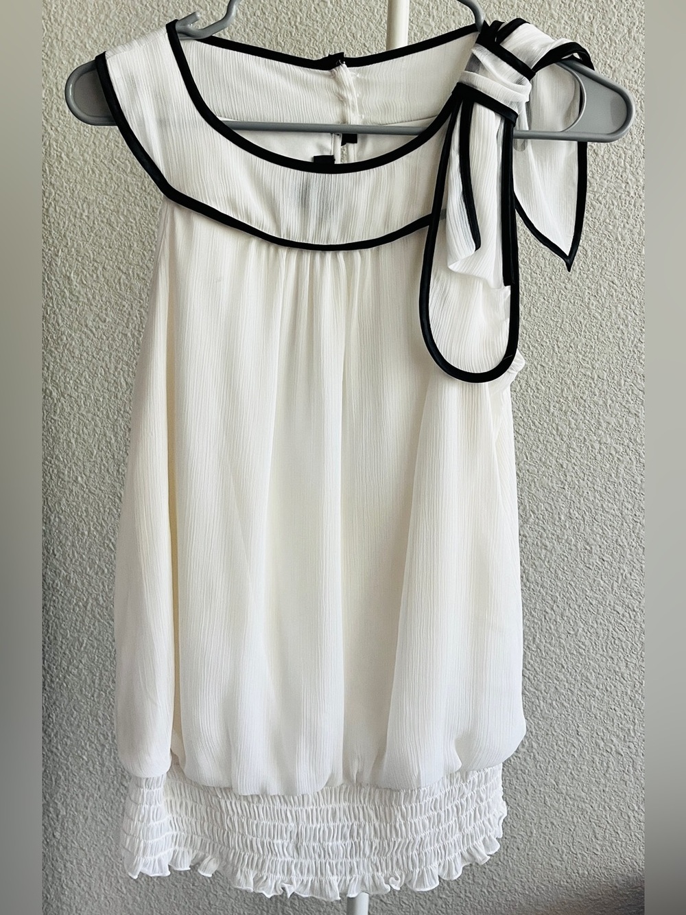 Women’s White Sleeveless Top with Black Trim